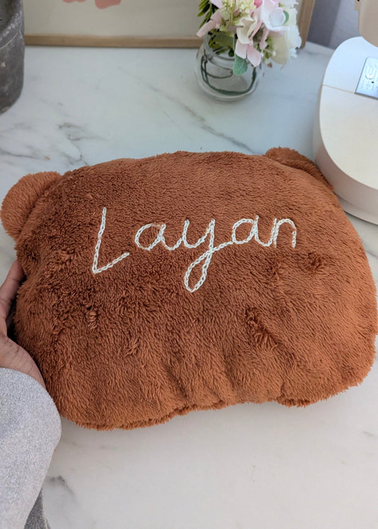 Coussin Ours Personnalisé – Fait main & broderie prénom