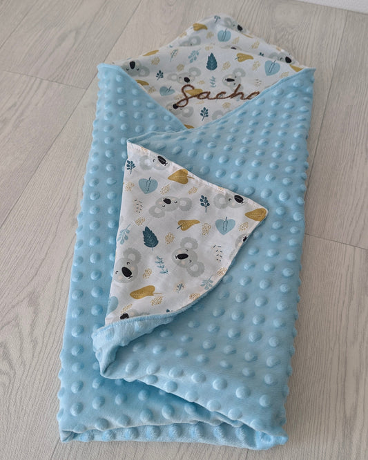 Couverture bébé brodée