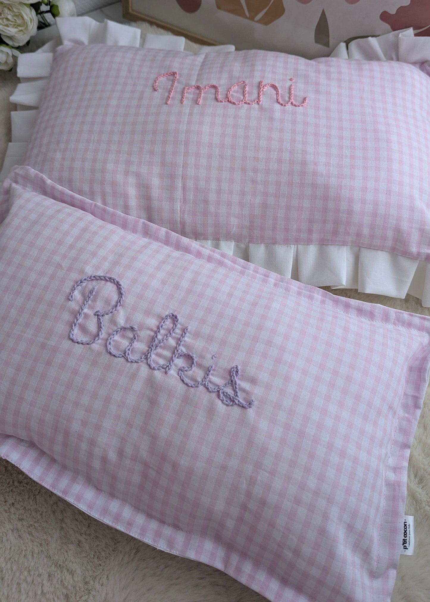 Coussin brodé personnalisé avec prénom